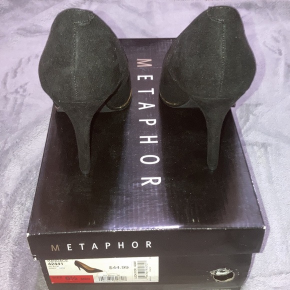 Metaphor Gold Trim Heels - Picture 4 of 8